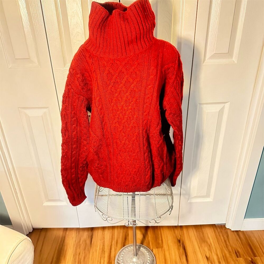 Irish 🍀 made - Callan Women's M Red Merino Wool Cable-Knit Turtleneck Sweater
